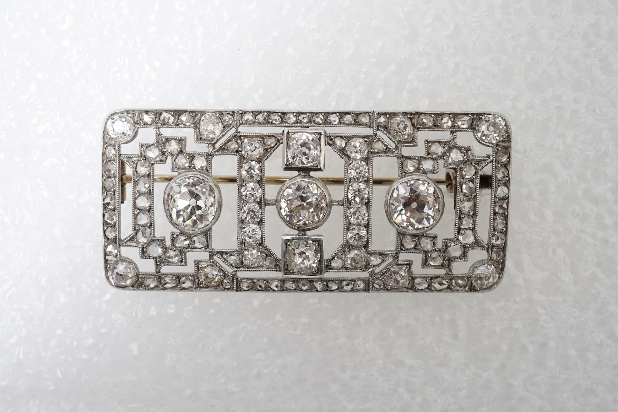 An attractive Art Deco diamond brooch, France, 1920s